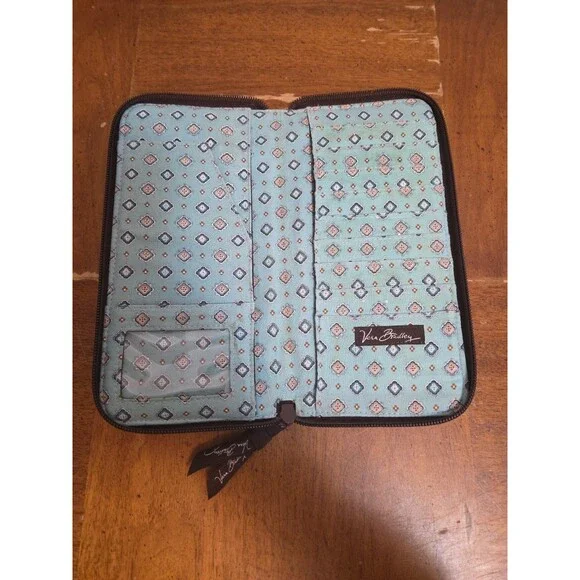 Vera Bradley Travel Organizer in Retired Java Blue Print Passport Carrier Wallet - Picture 4 of 7